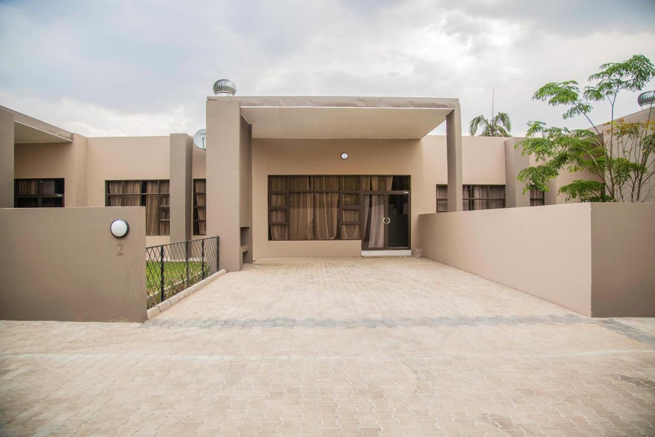Longhorn Executive Apartments Lusaka Luaran gambar